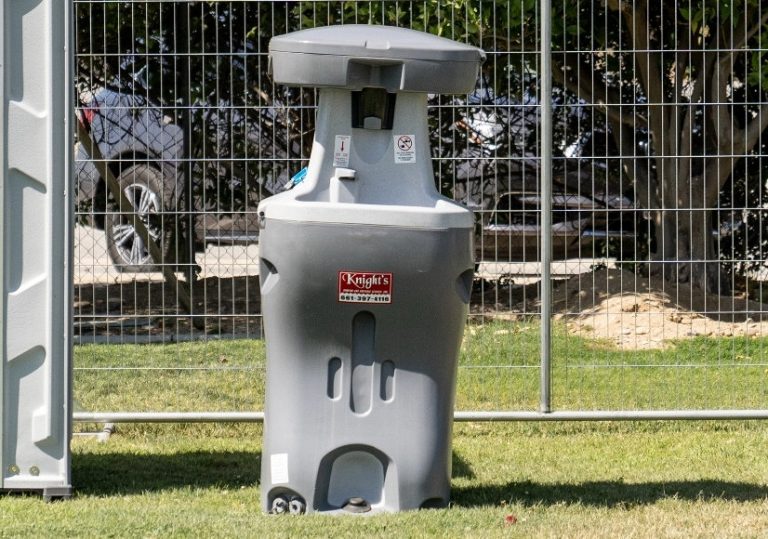 Knight’s Site Services: Superior Handwash Units for Your Hygiene Needs